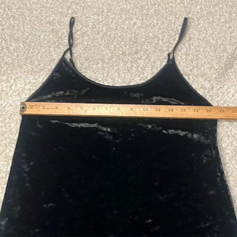 Victoria's Secret Black Velvet Slip Dress XS/S Scoop Neck Sleeveless Mini Women‎ - Picture 5 of 7